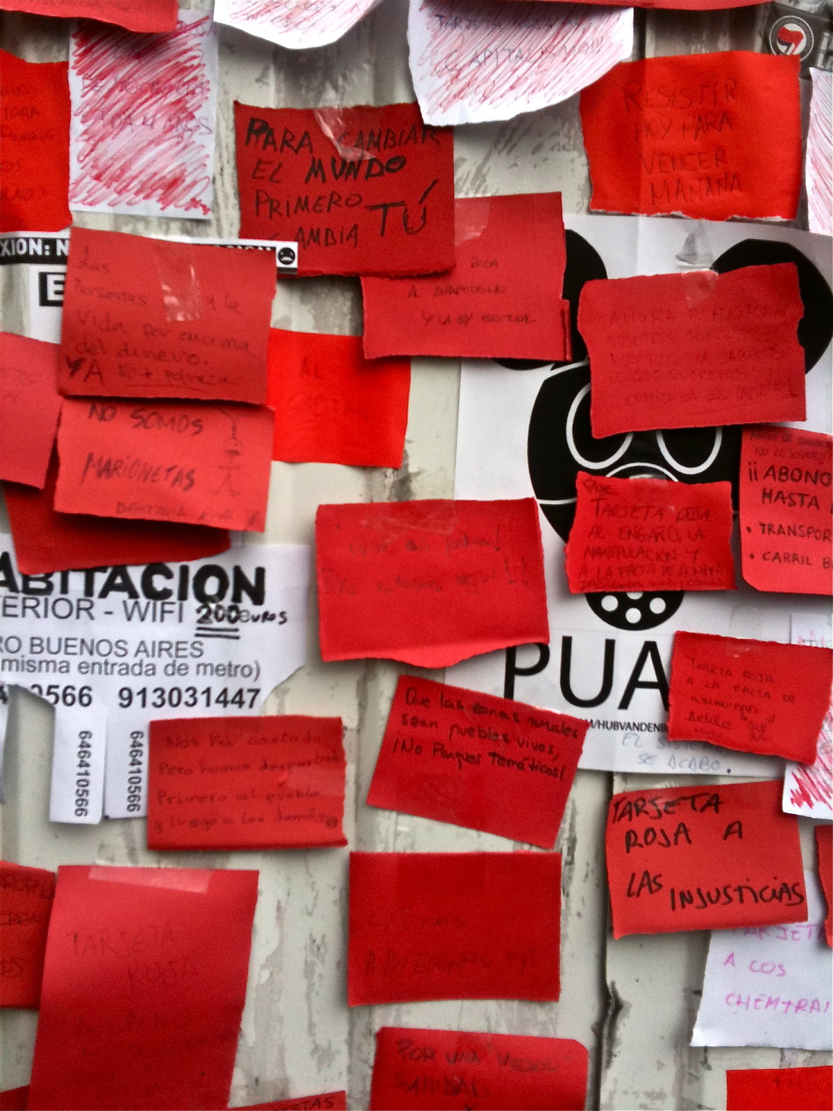 red post-its